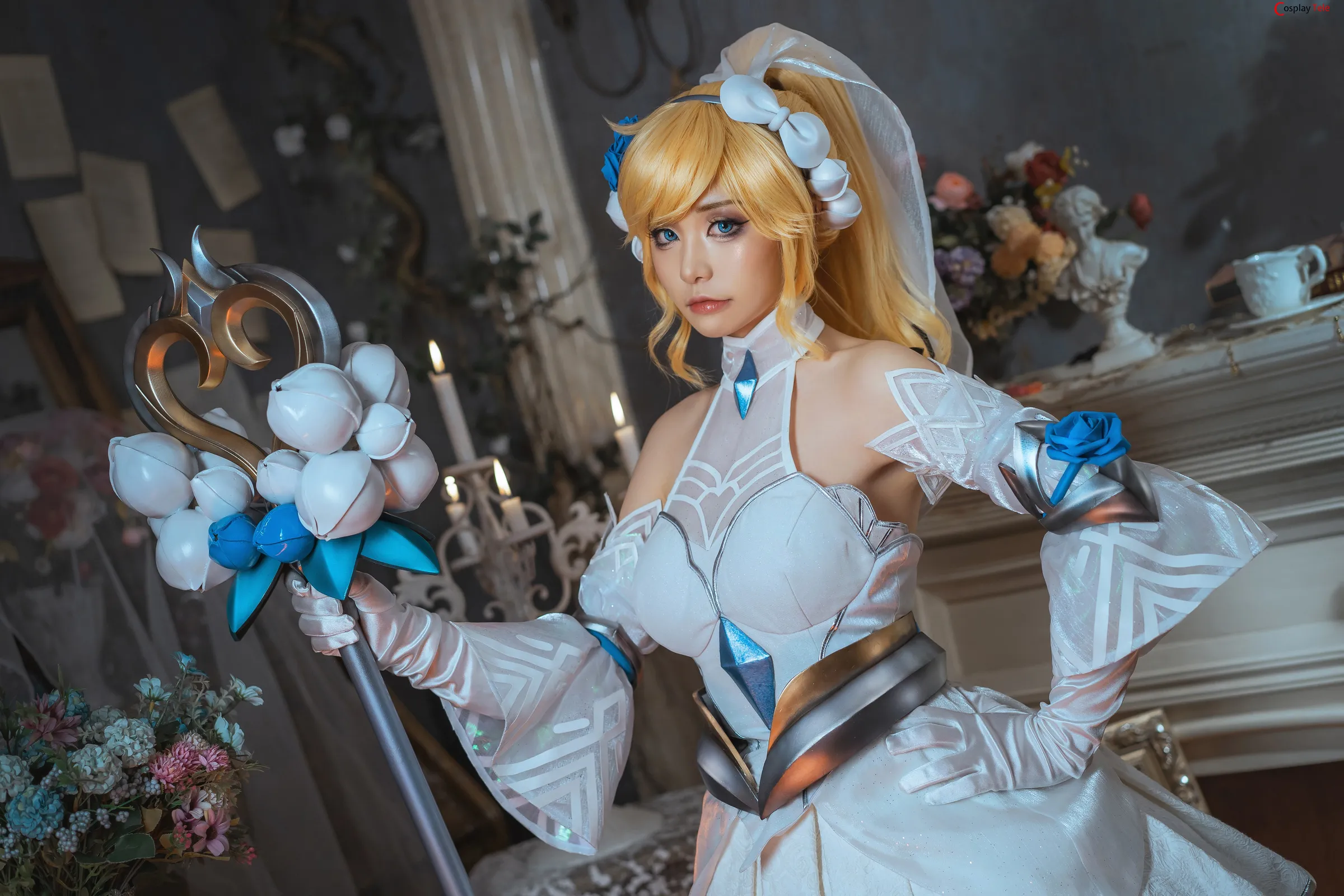 Nekokoyoshi (爆机少女喵小吉) cosplay Lux – League of Legends “44 photos and 1 video” 第3张图