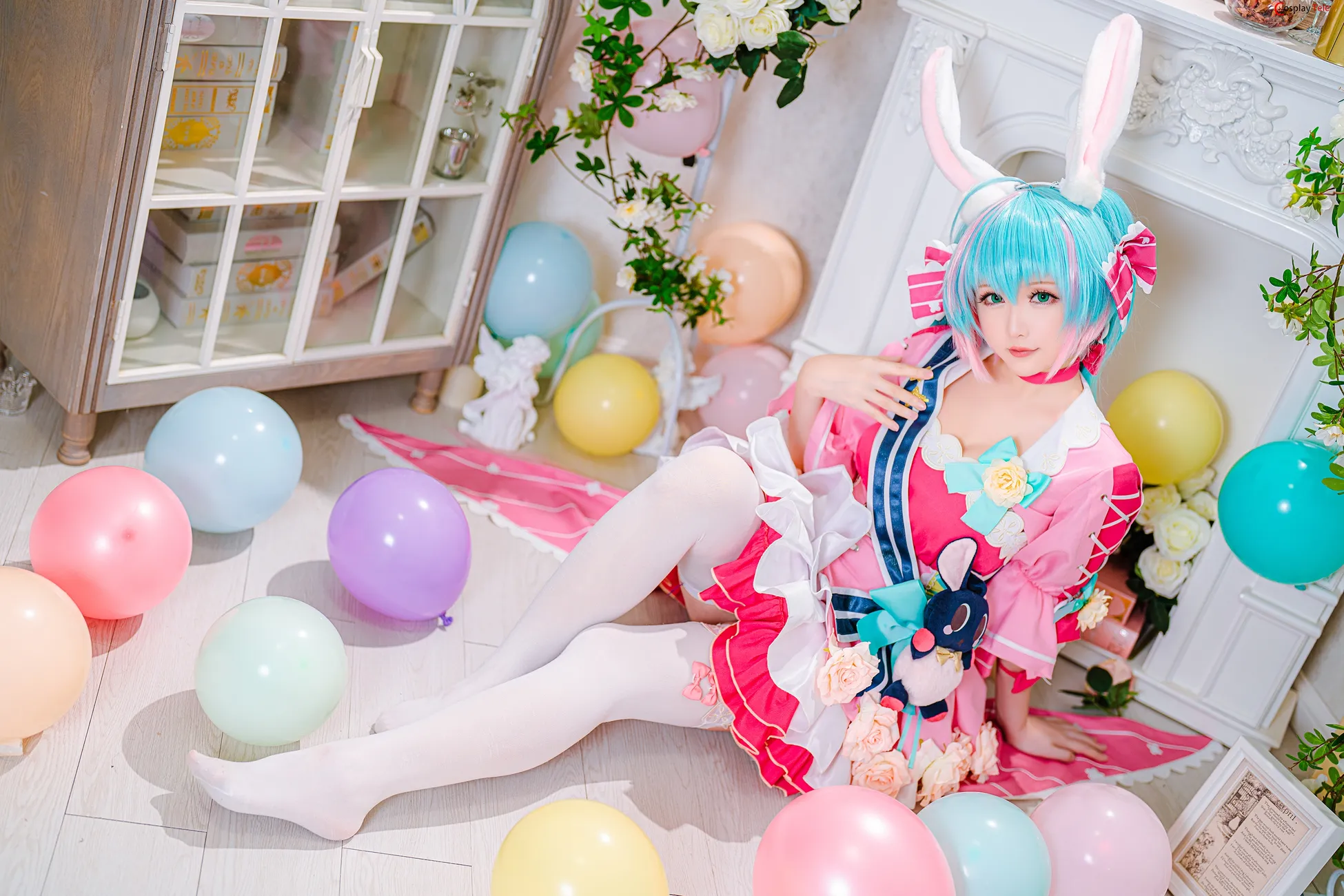 Hoshilily (星之迟迟) – Valentines Day Dream “140 photos and 2 video” 第134张图