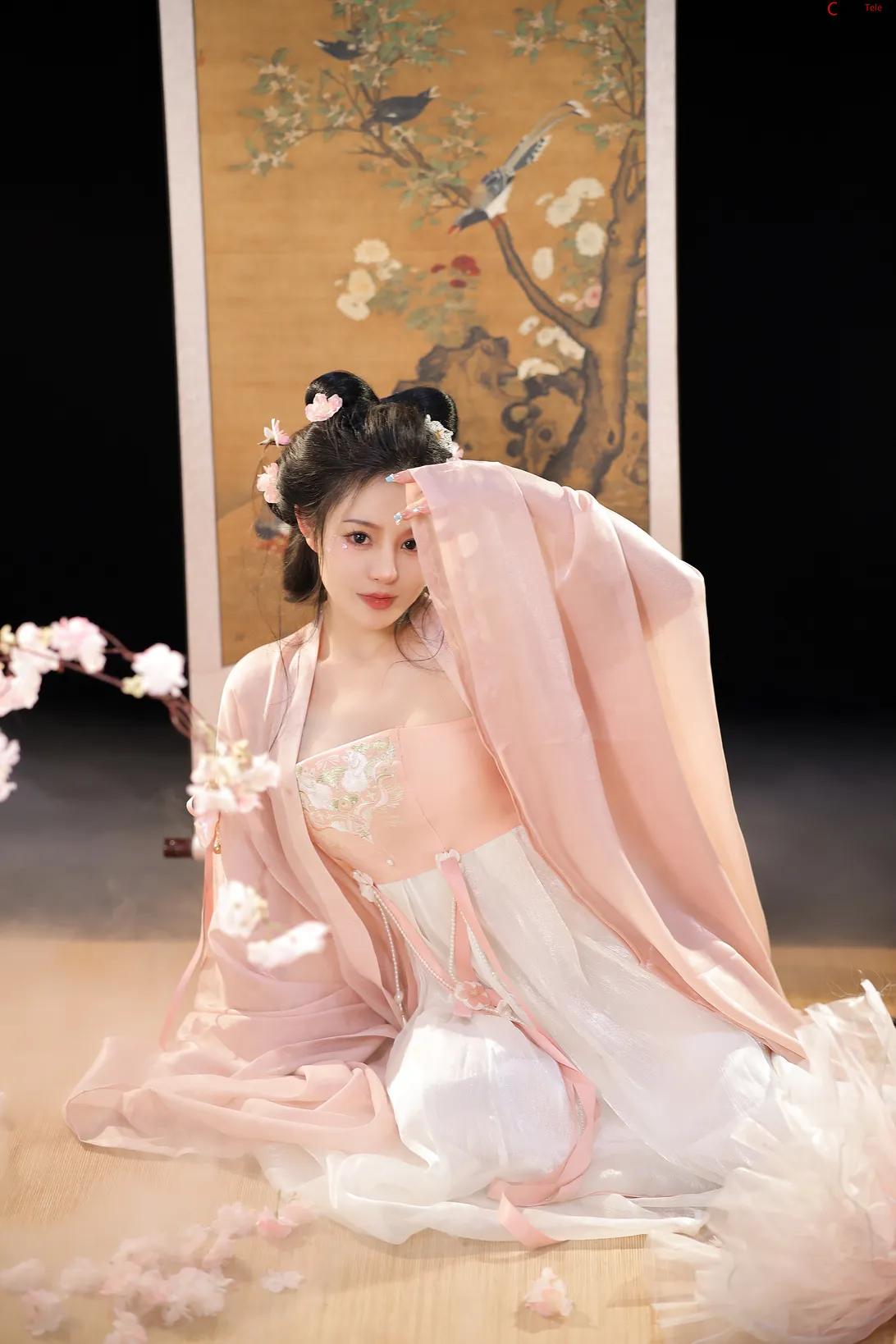 Taonuan222 (桃暖酱) – Dreaming In Neon Clothes “60 photos” 第9张图
