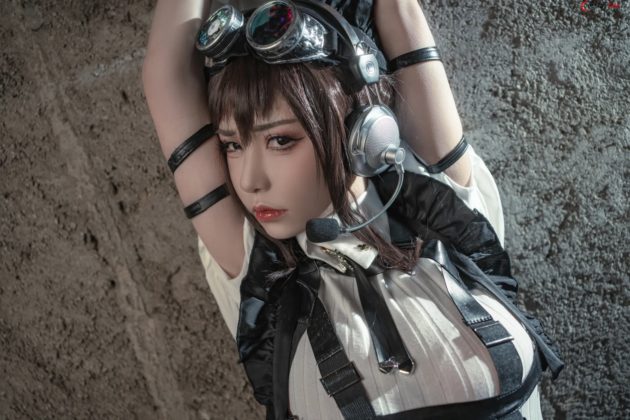 Nekokoyoshi (爆机少女喵小吉) – Battle Maid “41 photos and 3 videos” 第7张图