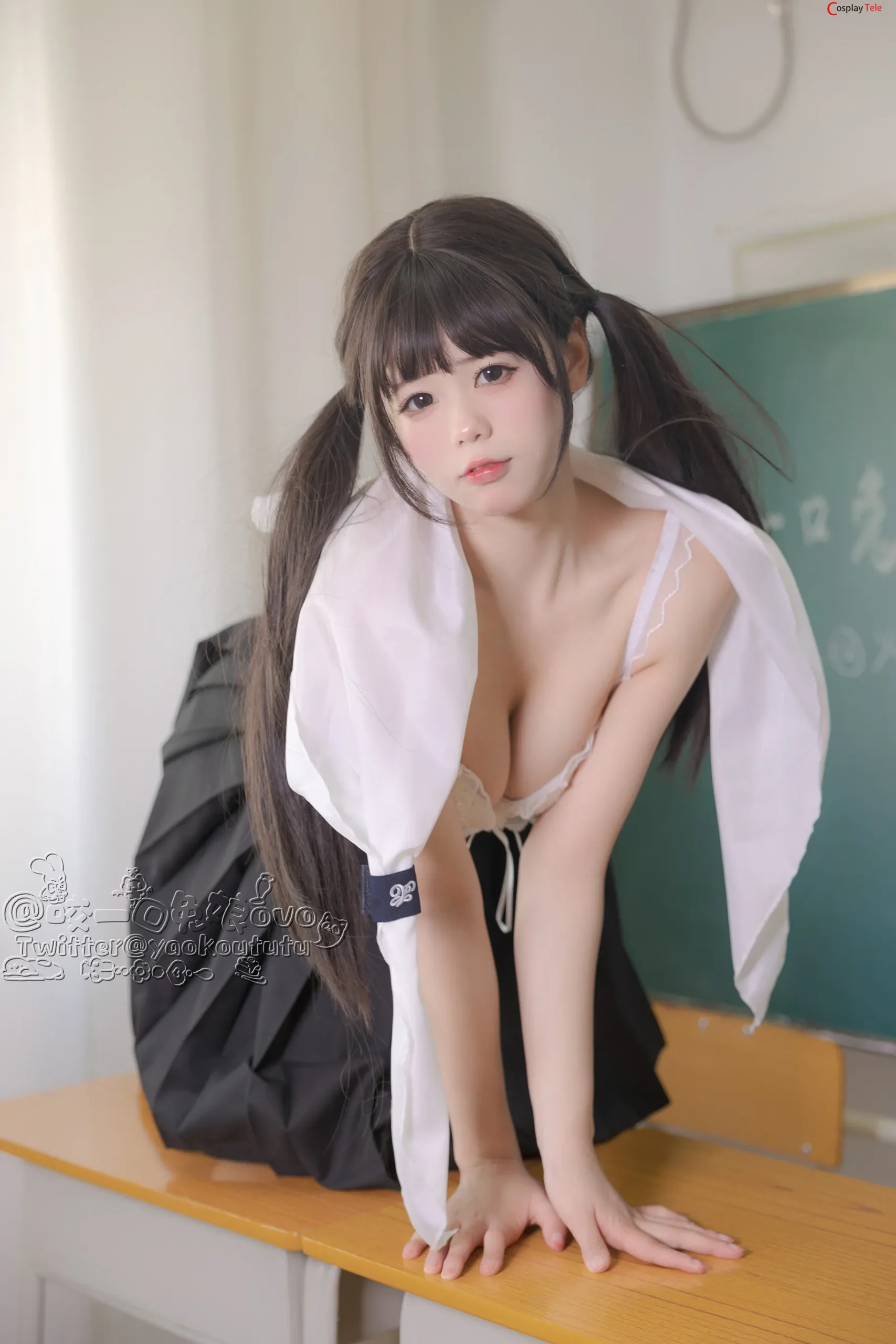 咬一口兔娘ovo (Yaokoututu) – After School “54 photos and 1 video” 第11张图