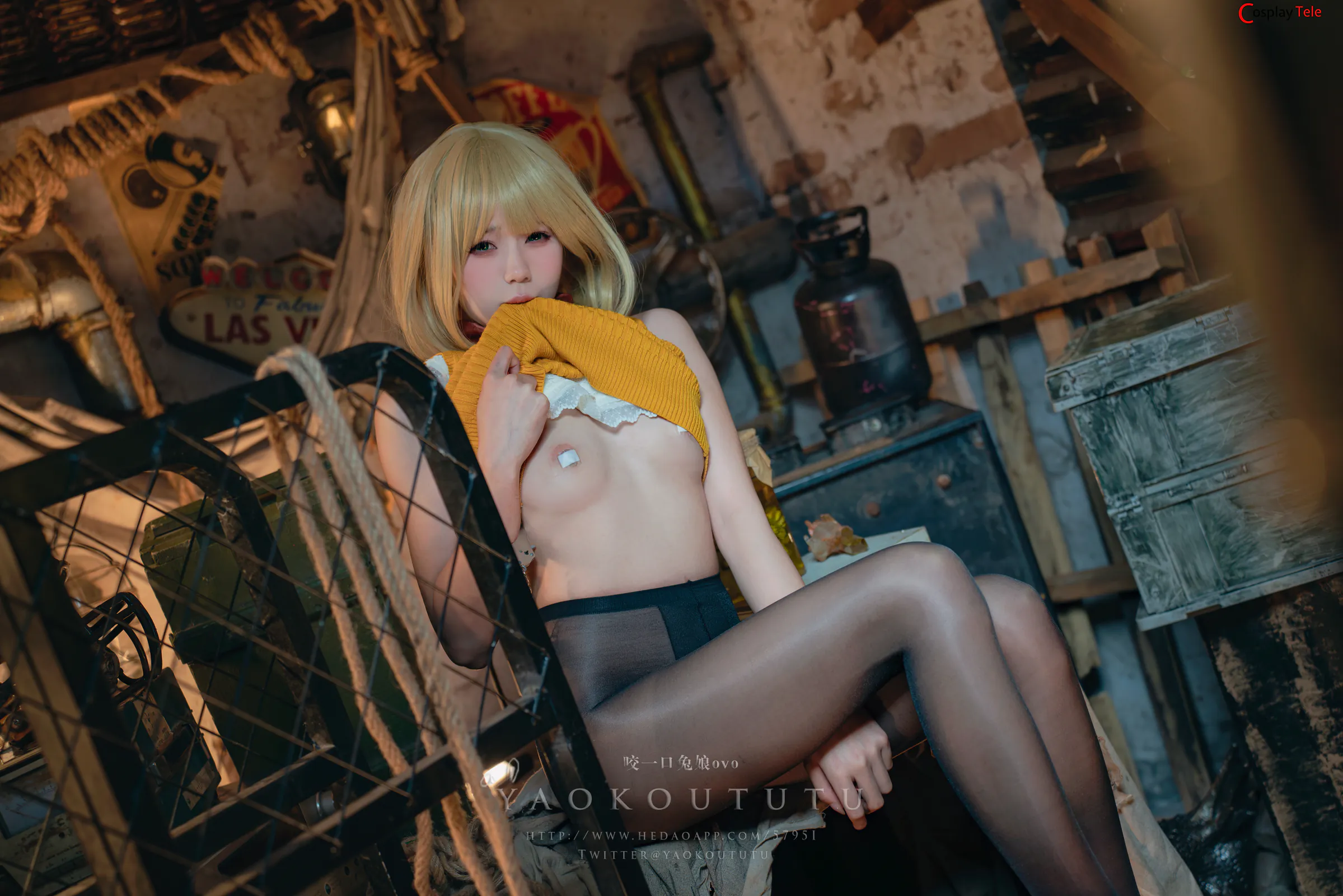 咬一口兔娘ovo (Yaokoututu) cosplay Ashley Graham – Resident Evil “58 photos and 1 video” 第38张图