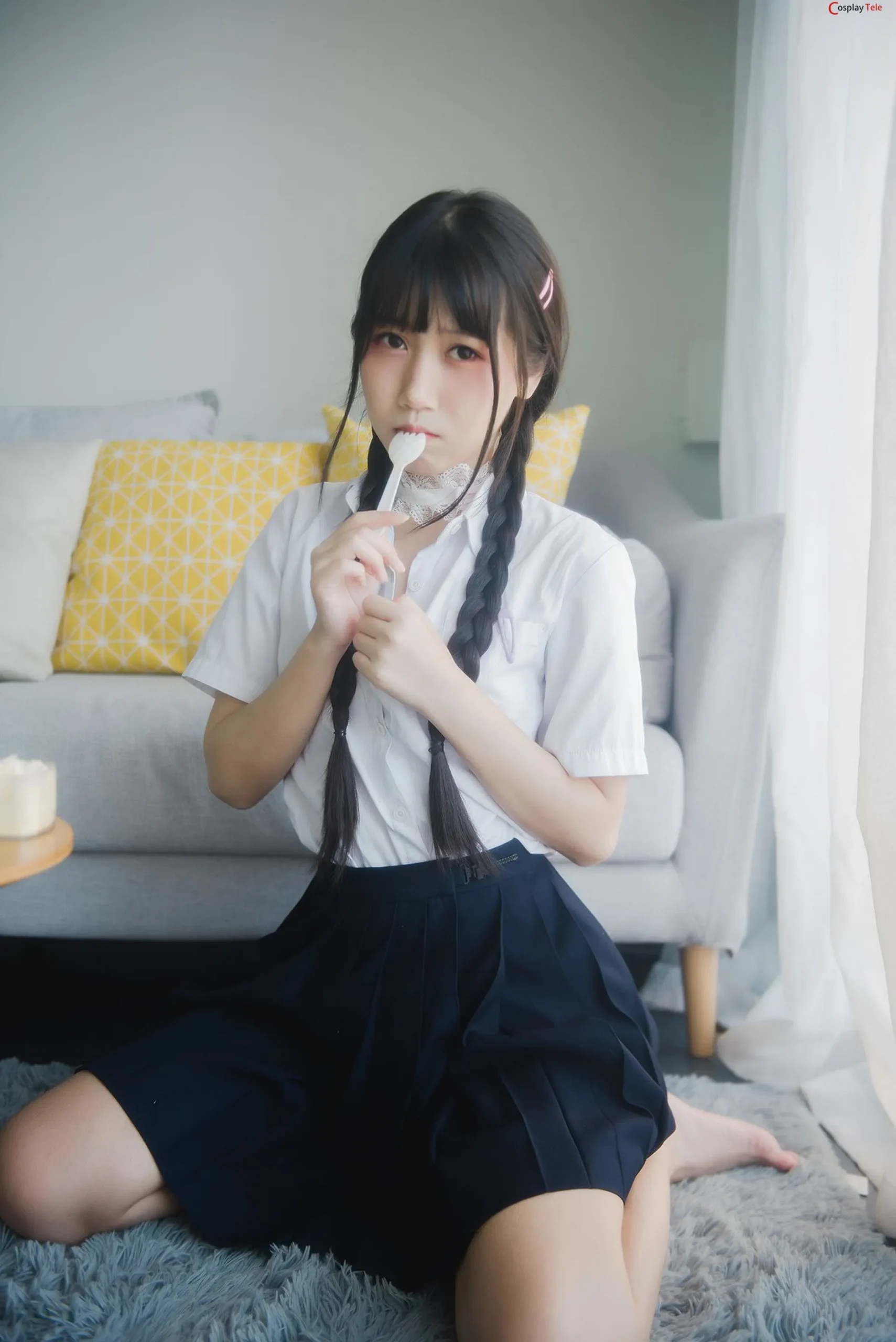 不呆猫 (budaidaimao) – Cream girl “80 photos and 4 videos” 第11张图