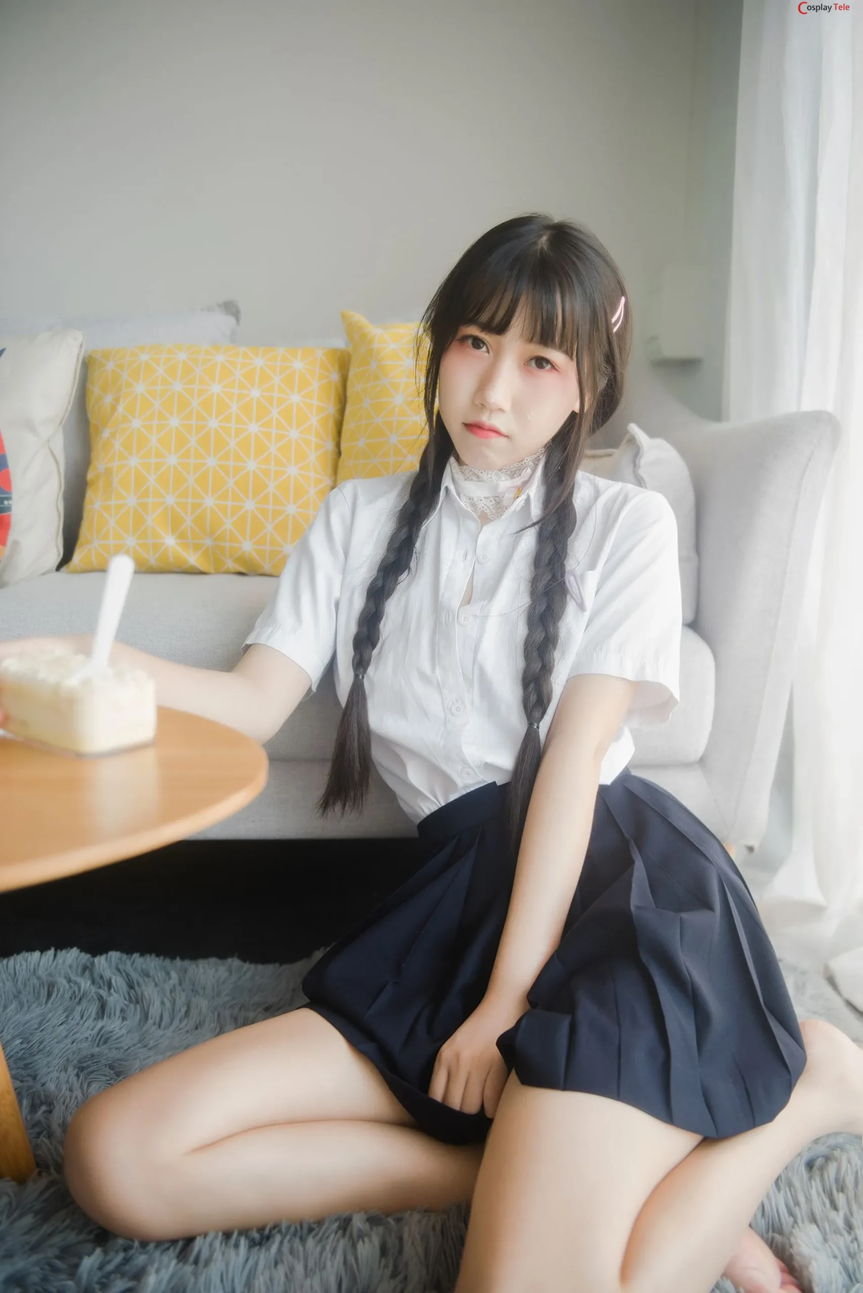 不呆猫 (budaidaimao) – Cream girl “80 photos and 4 videos” 第12张图