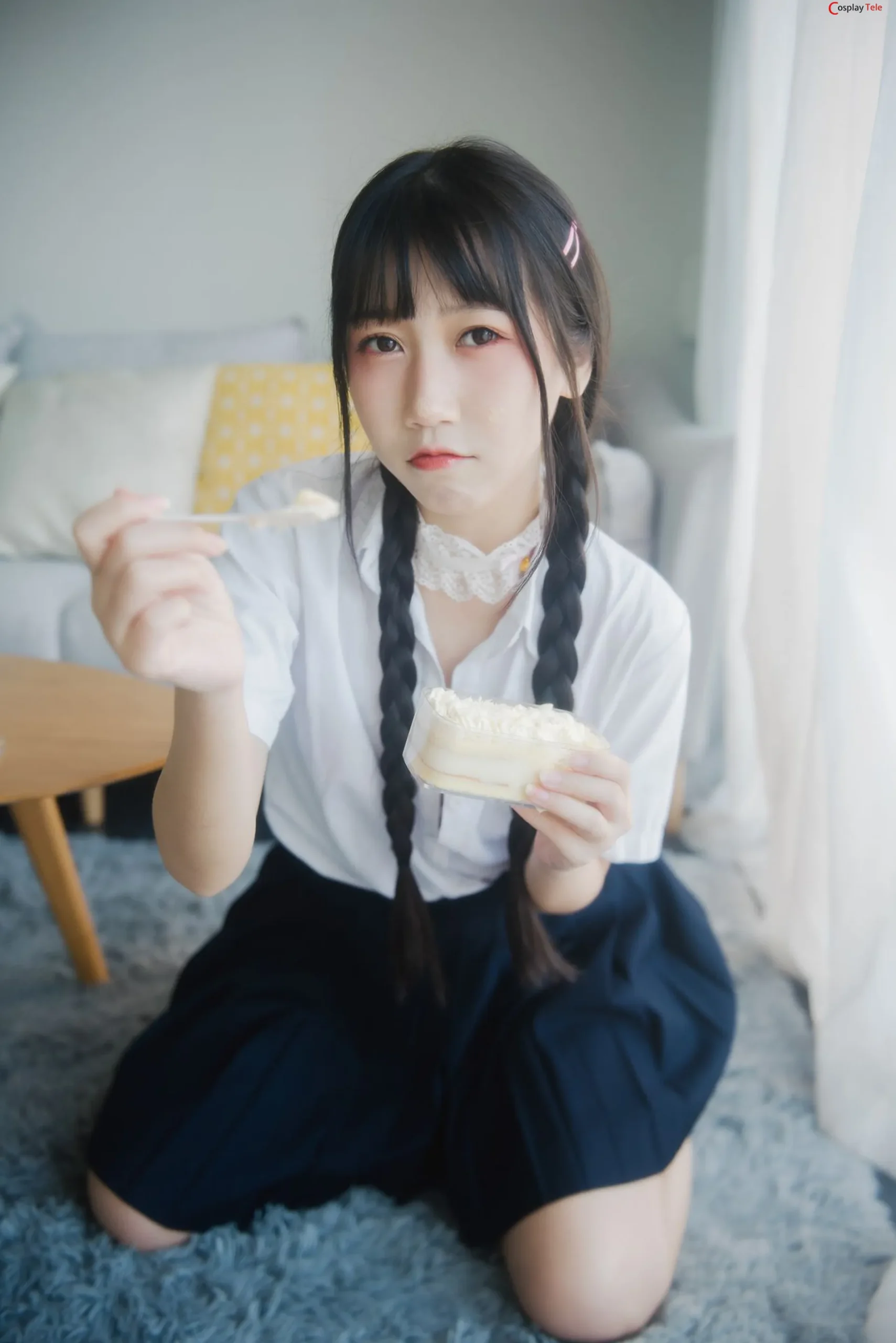 不呆猫 (budaidaimao) – Cream girl “80 photos and 4 videos” 第14张图