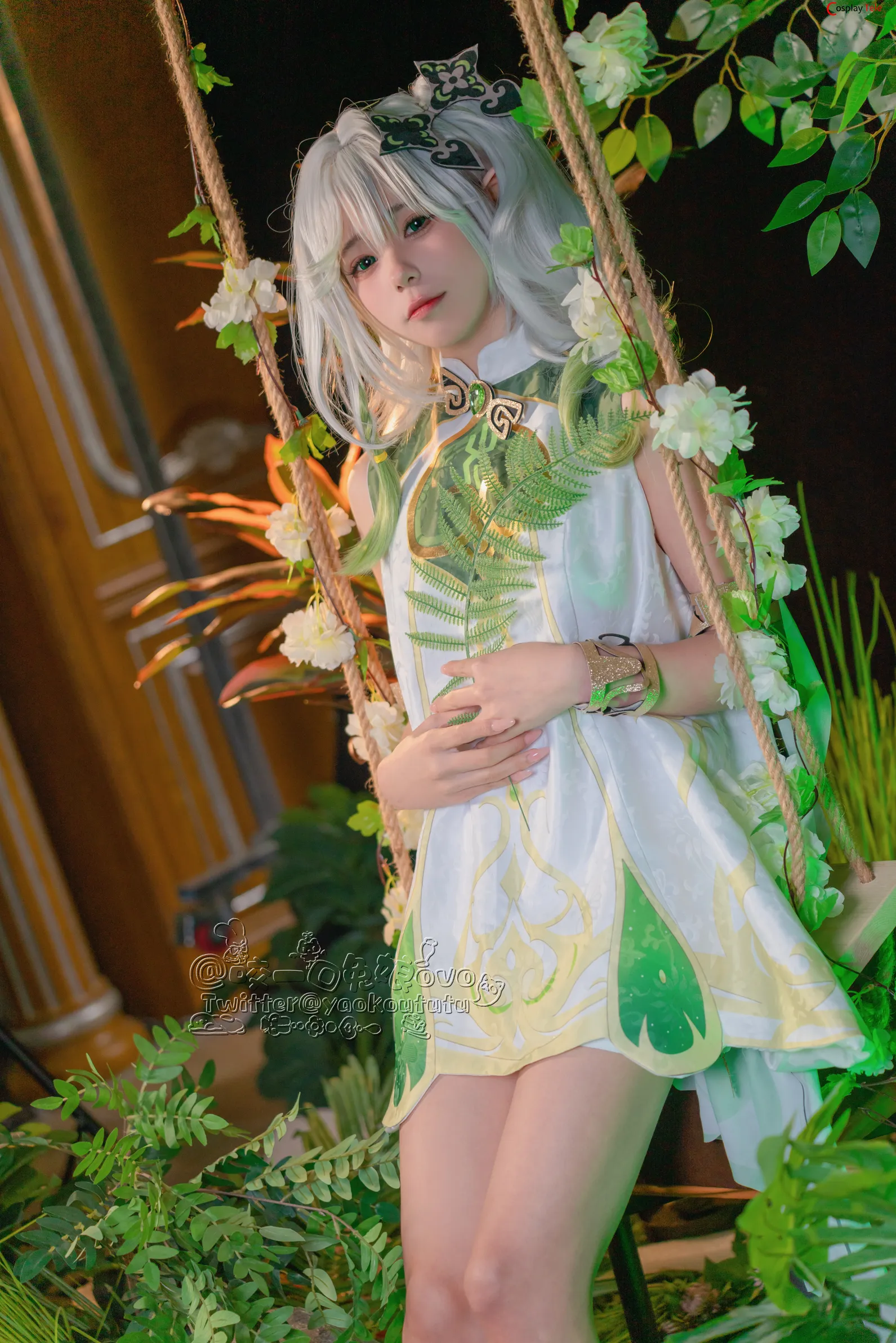 咬一口兔娘ovo (Yaokoututu) cosplay Nahida – Genshin Impact “40 photos” 第5张图