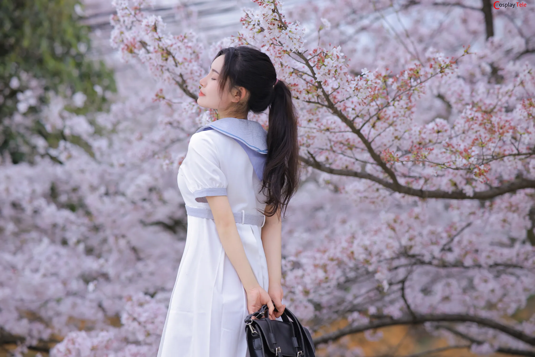 Taonuan222 (桃暖酱) – On the way to school “60 photos” 第1张图