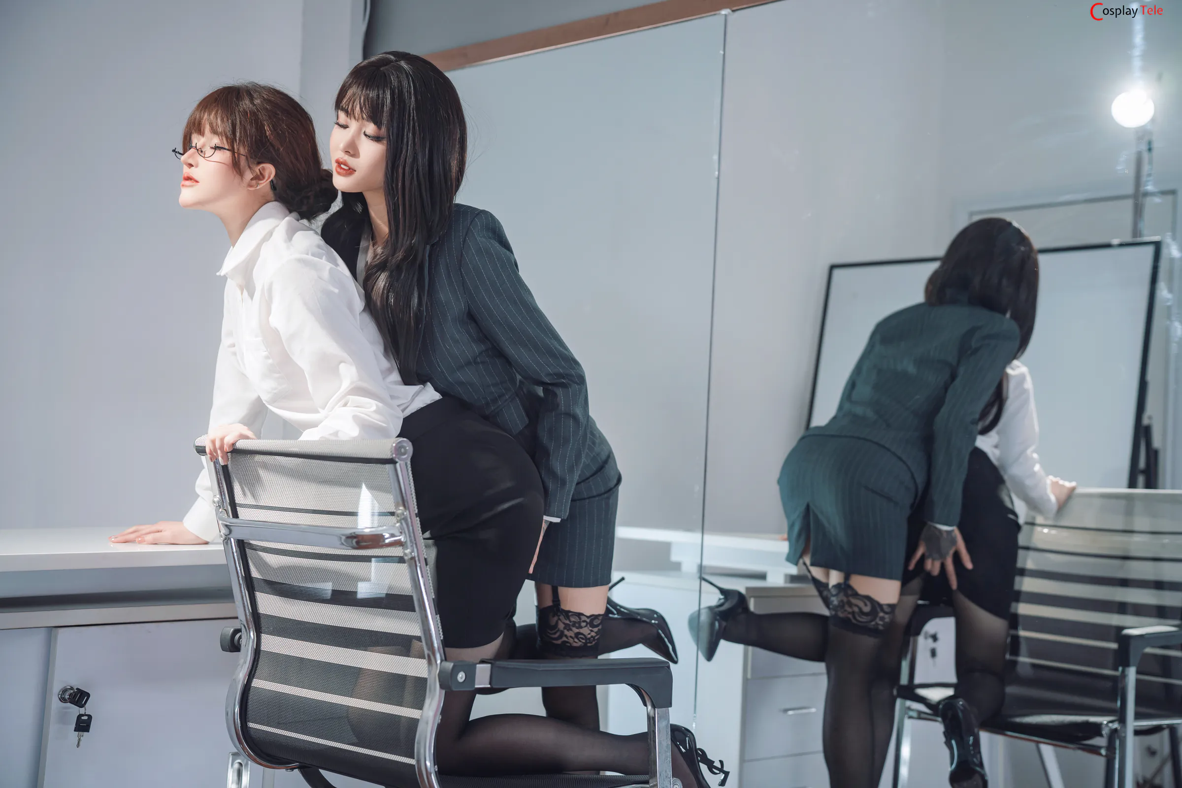 鹿八岁baby (baby-LuLu) – Boss And Subordinate “70 photos and 3 videos” 第36张图