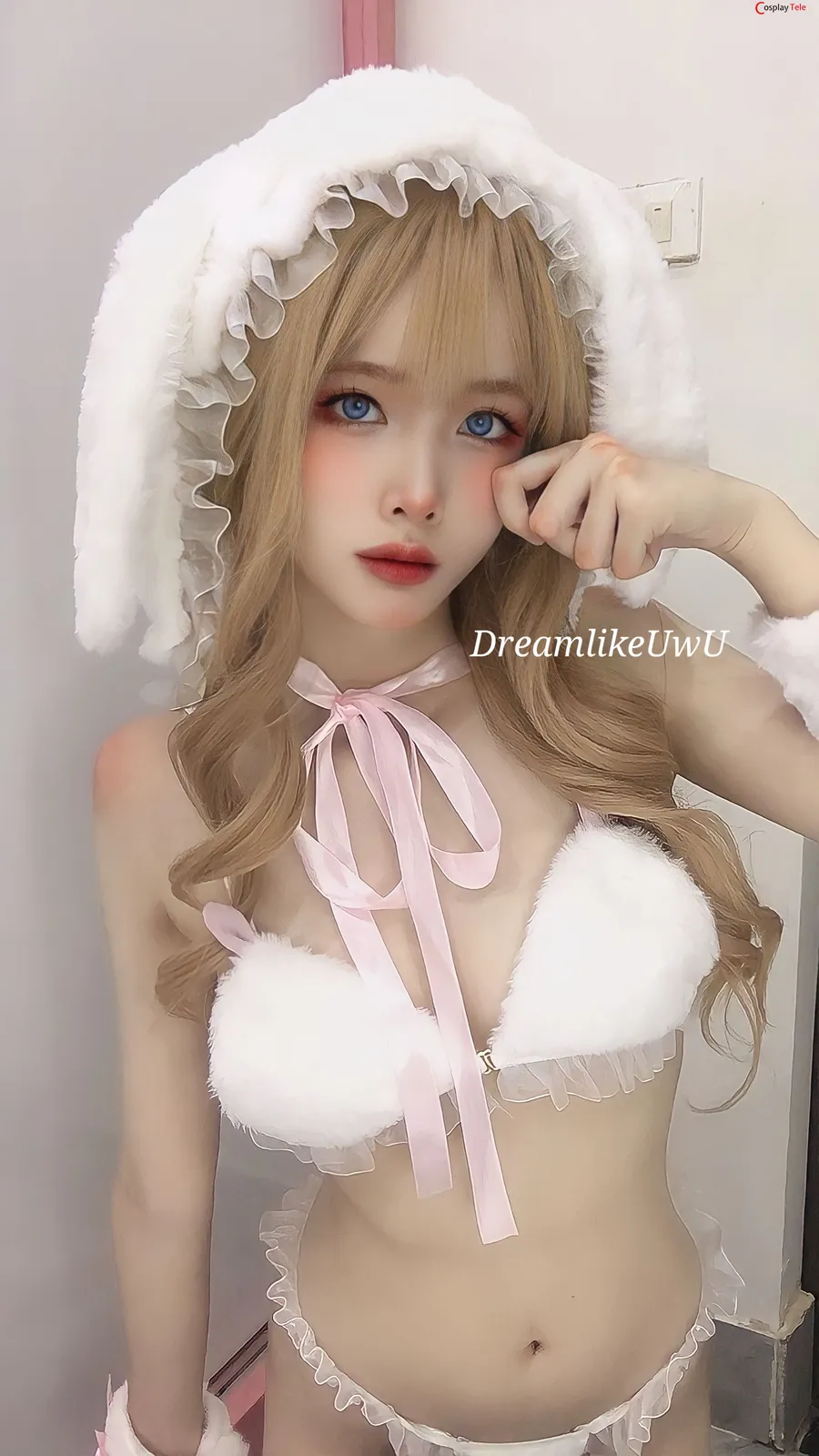 DreamlikeUwU – White Rabbit “59 photos and 2 videos” 第3张图