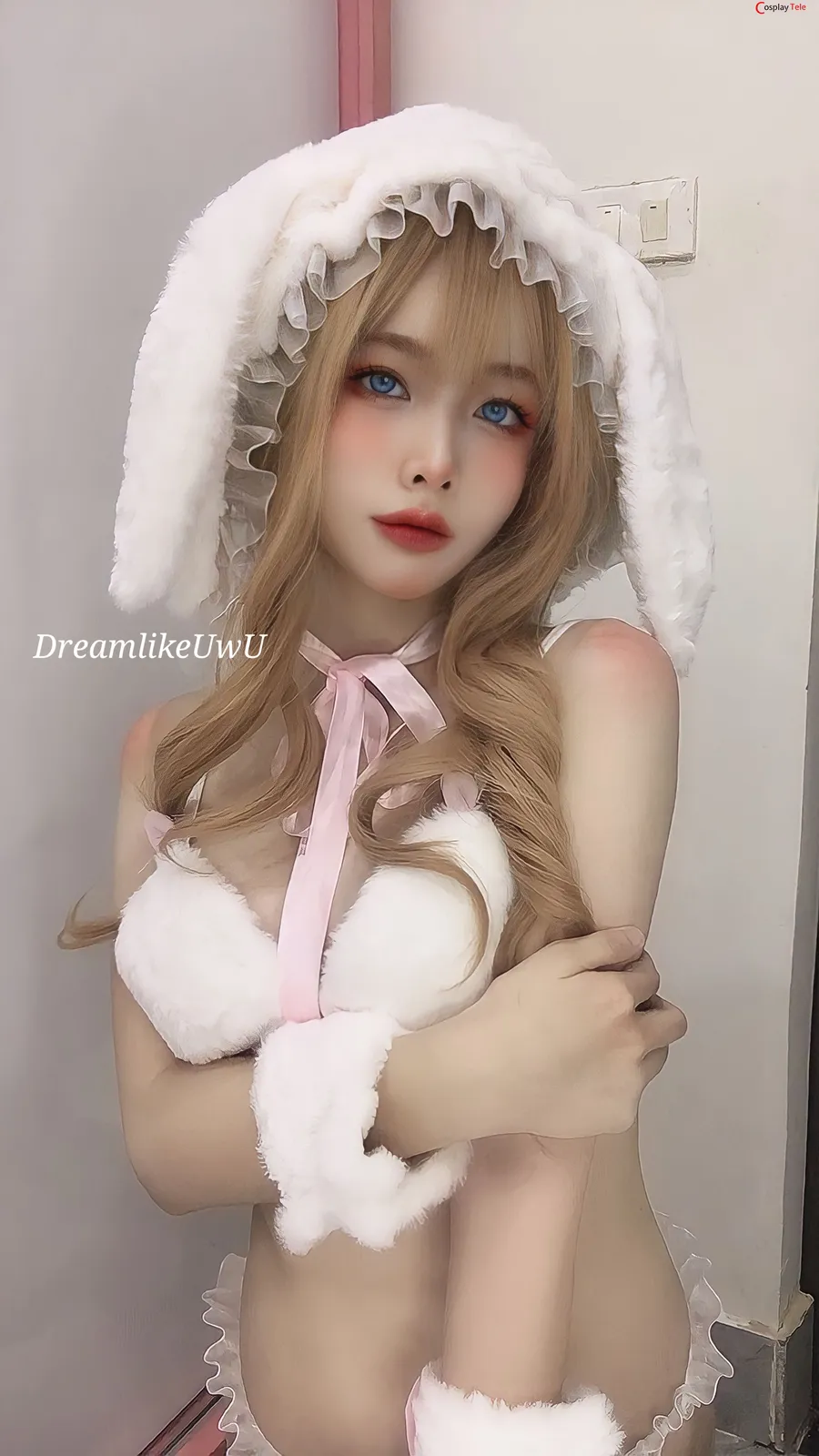 DreamlikeUwU – White Rabbit “59 photos and 2 videos” 第8张图