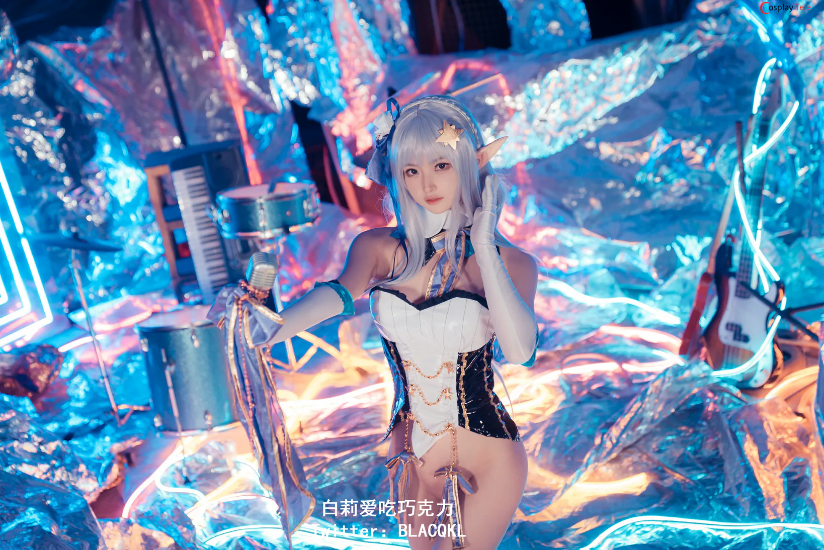 Blacqkl (白莉爱吃巧克力) cosplay Emilia – Re:Zero “62 photos” 第7张图