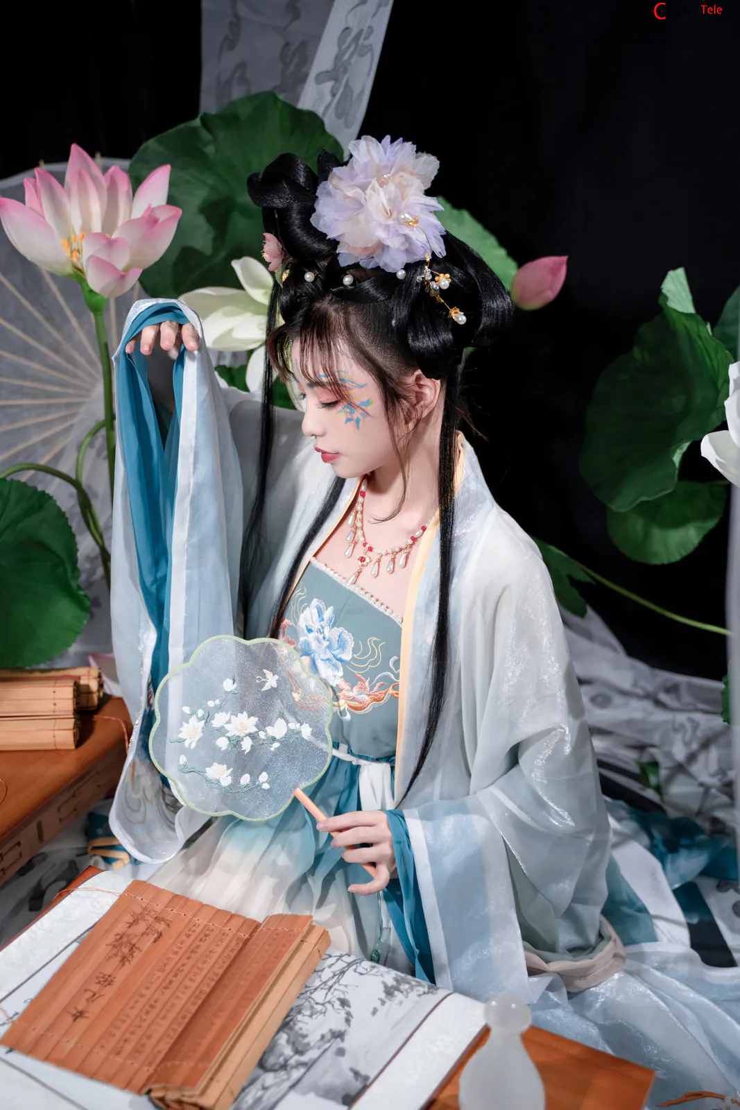 Nekokoyoshi (爆机少女喵小吉) – Yuehuaqing “76 photos and 2 video” 第4张图