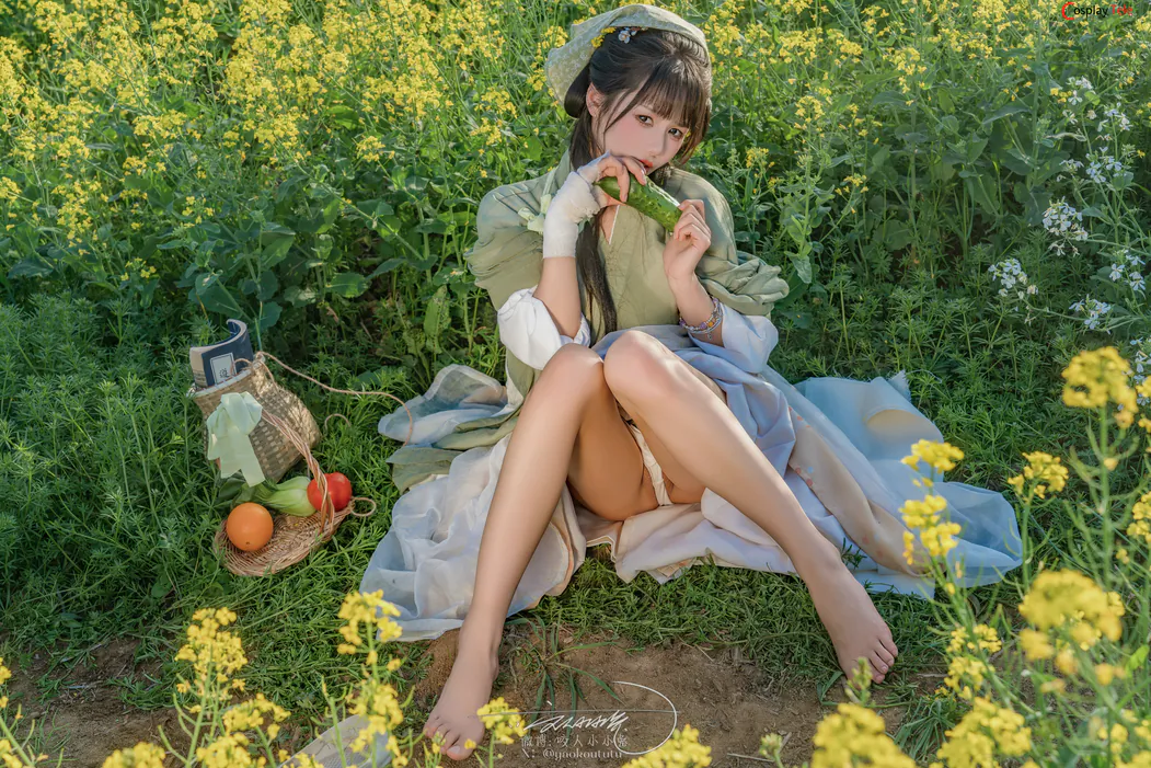 咬一口兔娘ovo (Yaokoututu) cosplay Maomao – The Apothecary Diaries “74 photos and 1 video” 第51张图