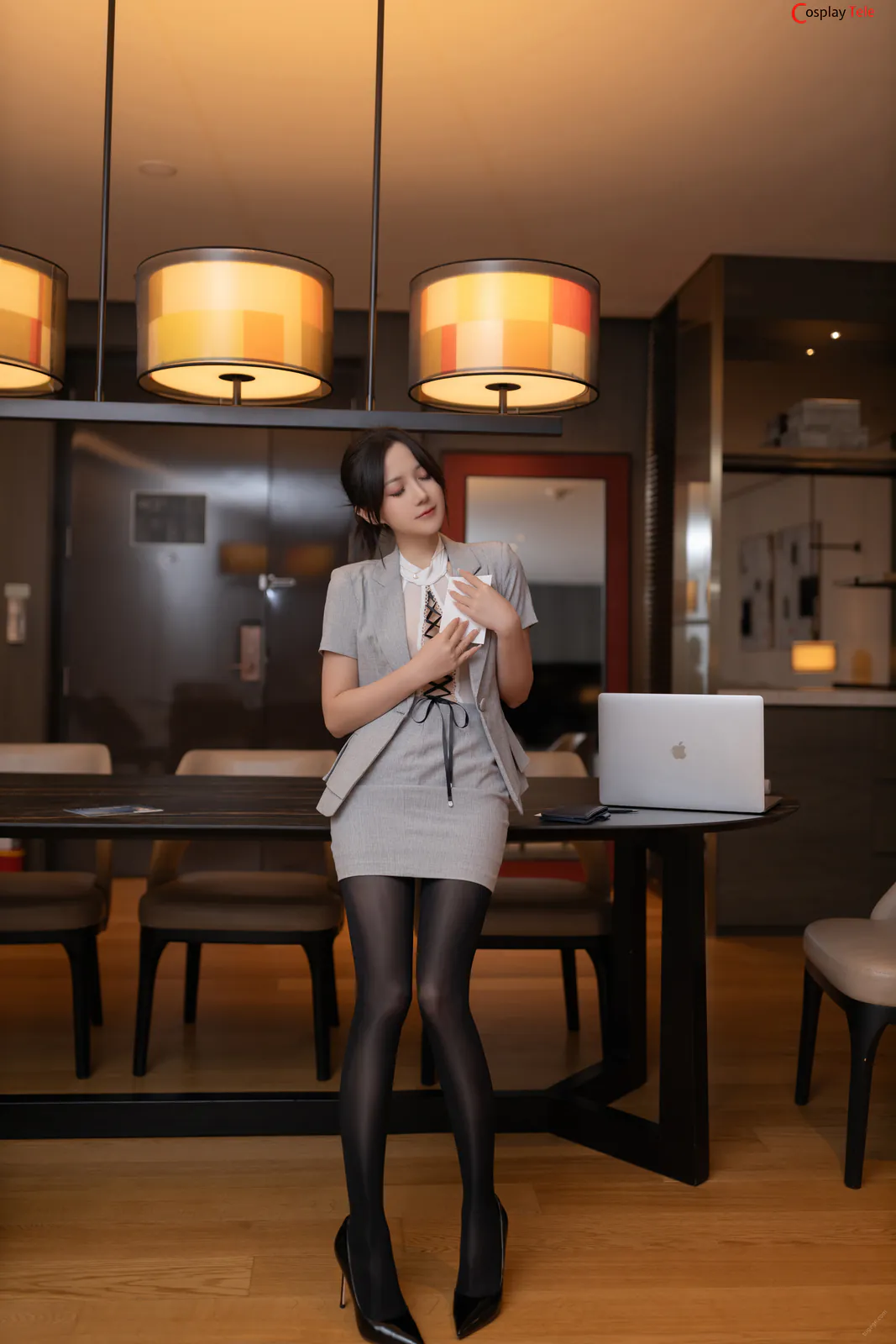 鱼子酱Fish – Secretary “122 photos” 第19张图