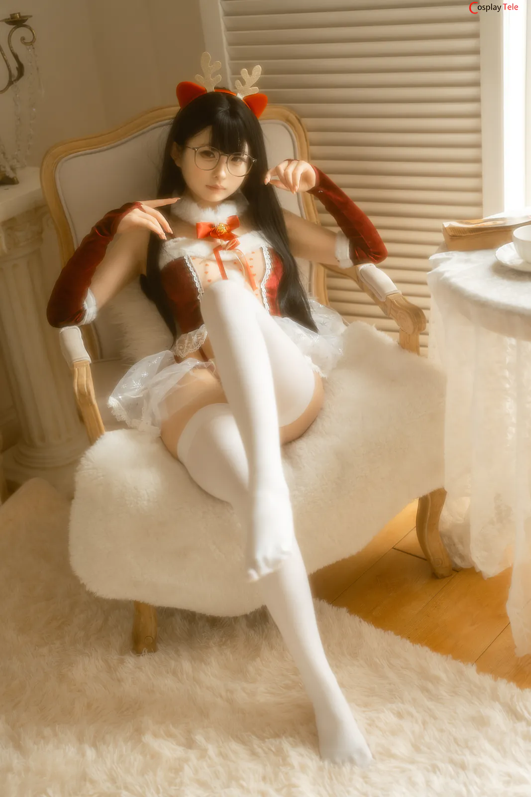 幼水铃衣 (You Shui Ling Yi) – Christmas “80 photos” 第3张图