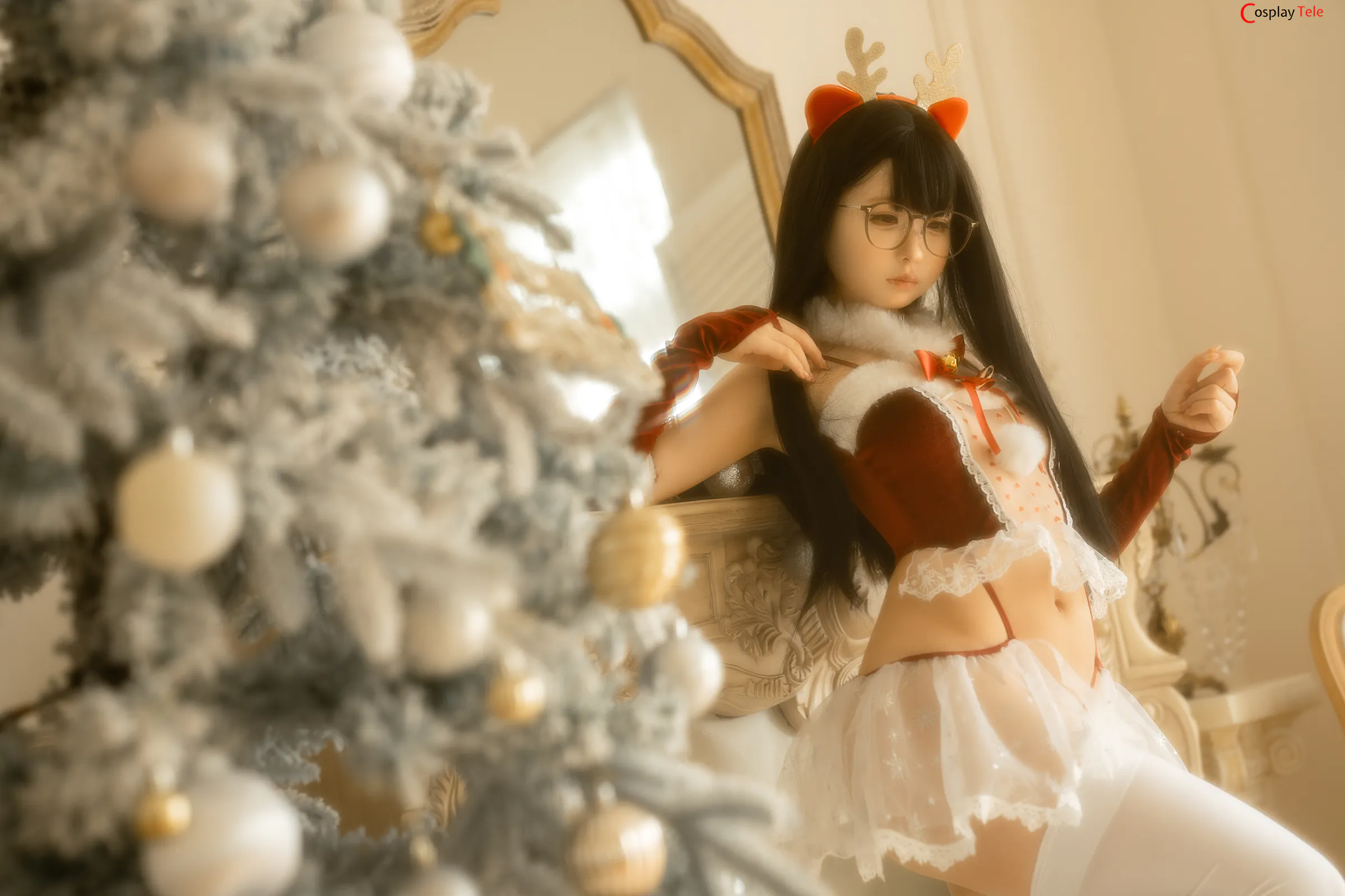 幼水铃衣 (You Shui Ling Yi) – Christmas “80 photos” 第7张图