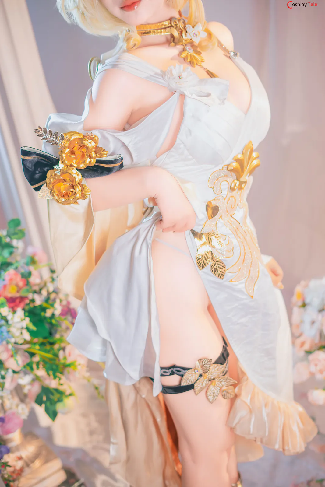 Pyoncos (ピオン) cosplay Aglaea – Honkai:Star Rail “99 photos and 3 videos” 第6张图